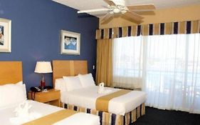 Chart House Suites And Marina